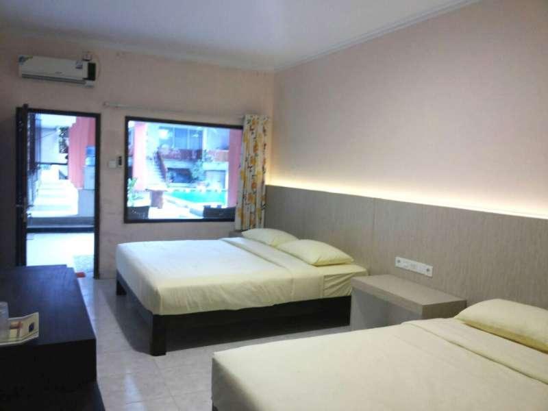 Holiday Beach Inn Pangandaran Exterior foto